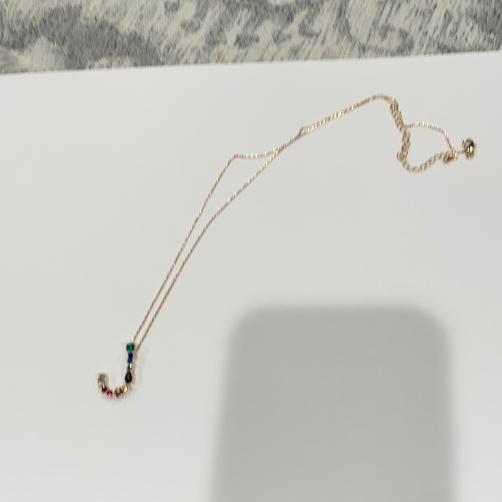 Multicolored J necklace
